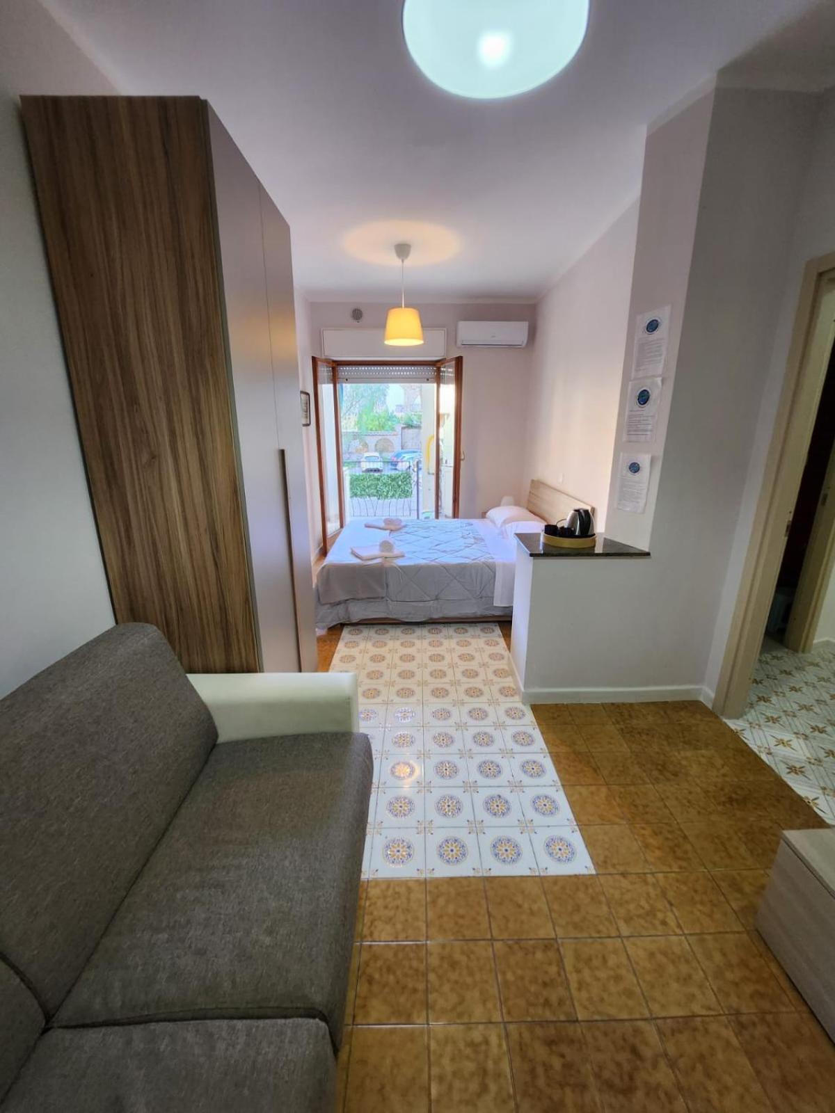 Sorrento'S Holidays Rooms Exterior photo